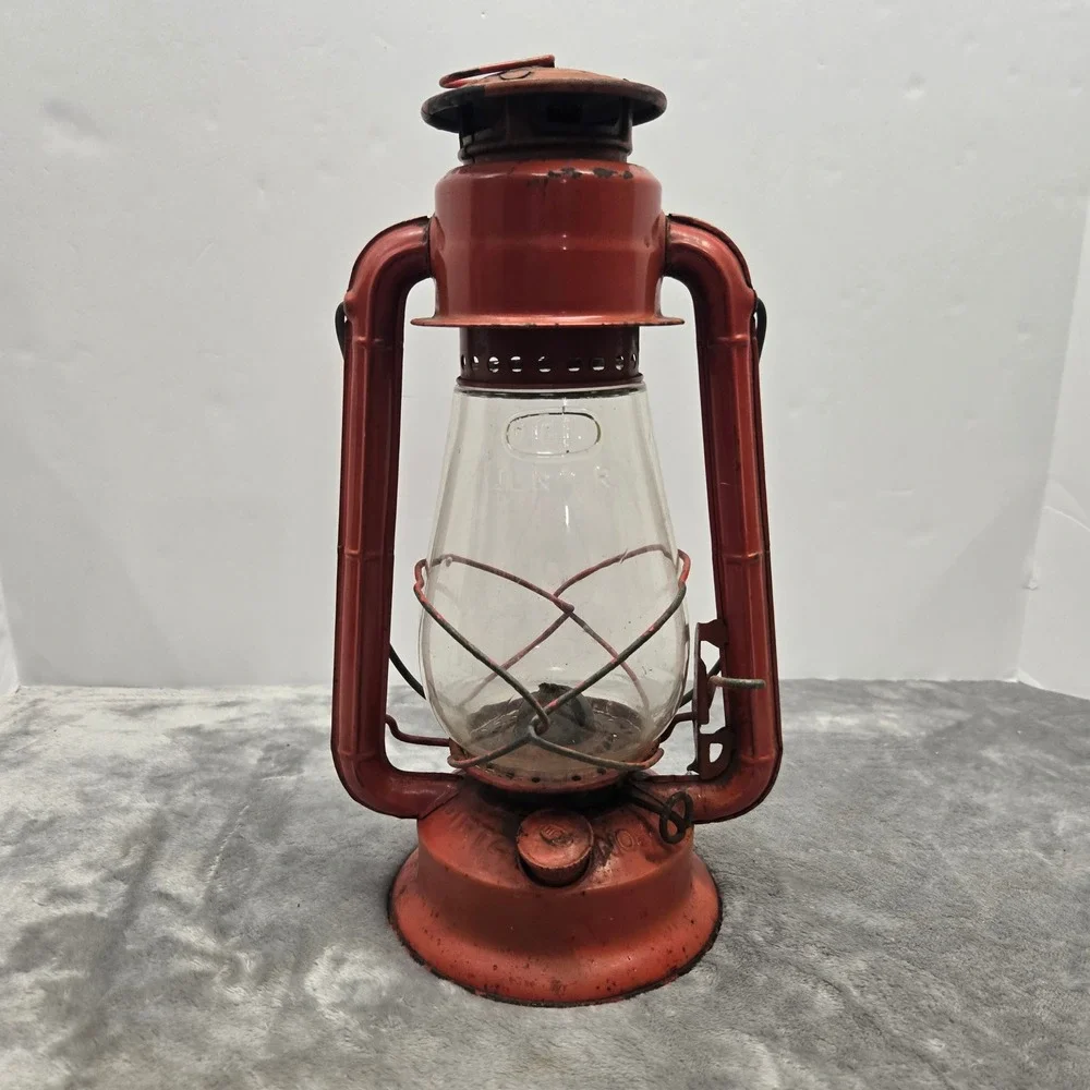 Vintage‎ Dietz Junior Kerosene Lantern Red Metal Rustic Farmhouse Decor 12 Inch